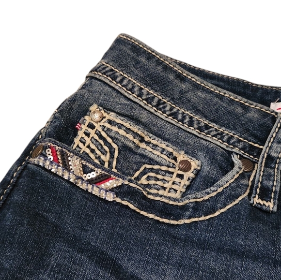 Women’s 18W Vigoss Americana Mid Rise Jean Shorts - Picture 2 of 5